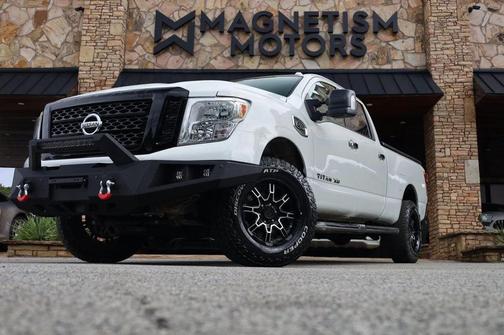 2018 Nissan Titan XD SV
