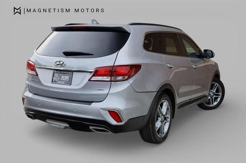 Iron Frost 2017 Hyundai SANTA FE SE Ultimate