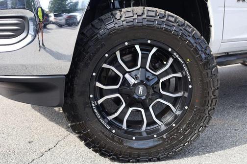 2019 RAM 2500 Tradesman Crew Cab 4x4 6'4' Box