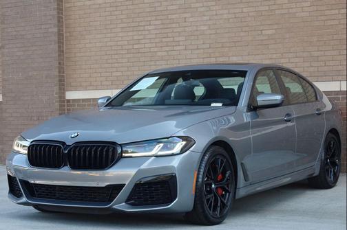 Skyscraper Gray Metallic 2023 BMW 540 i xDrive