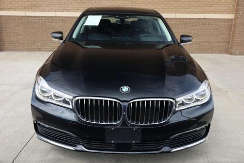 2017 BMW 750 i xDrive