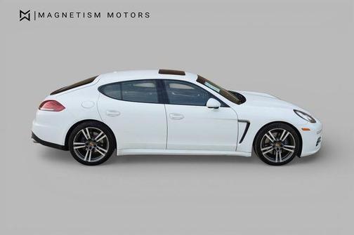 White 2015 Porsche Panamera 4