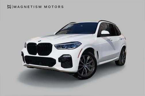 2021 BMW X5 M50i