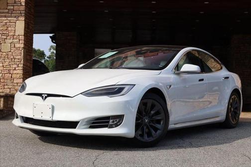 2020 Tesla Model S Long Range