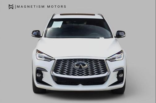 Radiant White 2023 INFINITI QX55 LUXE