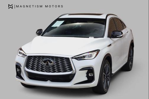 Radiant White 2023 INFINITI QX55 LUXE
