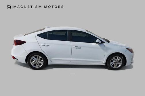 Quartz White Pearl 2019 Hyundai ELANTRA SEL