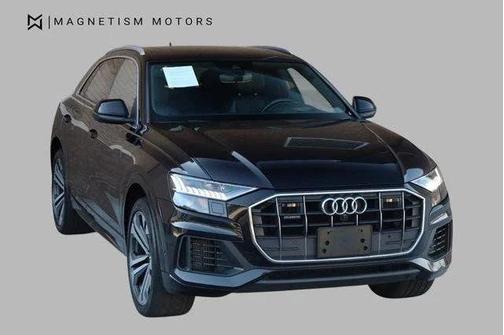 Orca Black Metallic 2019 Audi Q8 3.0T Premium