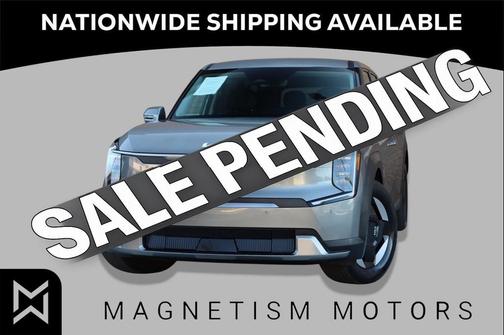 Pebble Gray 2024 Kia EV9 Light Long Range