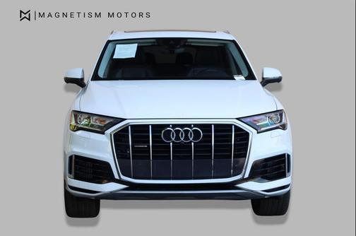 Carrara White 2021 Audi Q7 55 Premium Plus