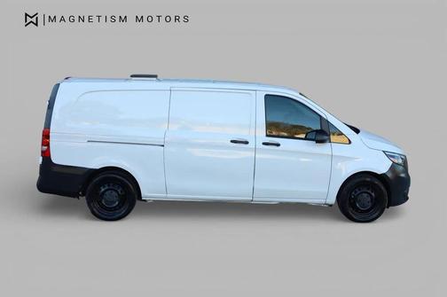 2020 Mercedes-Benz Metris Base