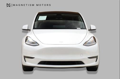 Pearl White Multi-Coat 2023 Tesla Model Y Long Range Dual Motor All-Wheel Drive