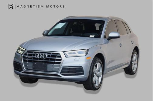 Florett Silver Metallic 2018 Audi Q5 2.0T Premium Plus