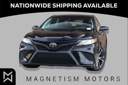 Midnight Black Metallic 2018 Toyota Camry SE