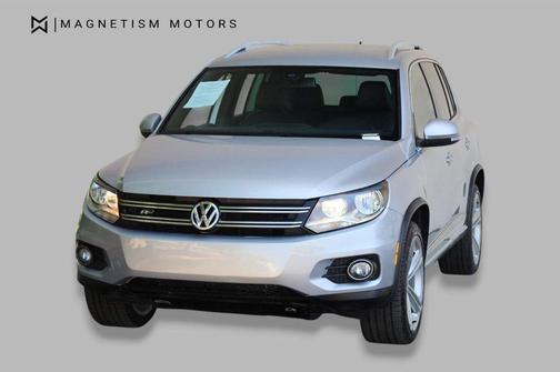 Reflex Silver Metallic 2016 Volkswagen Tiguan R-Line
