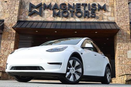 2022 Tesla Model Y Long Range Dual Motor All-Wheel Drive