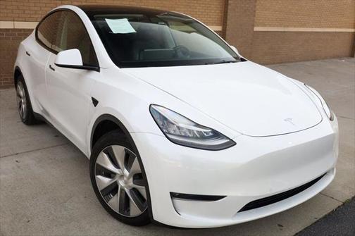 2022 Tesla Model Y Long Range Dual Motor All-Wheel Drive