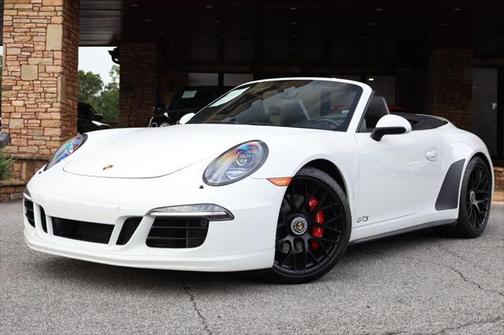 2015 Porsche 911 Carrera GTS