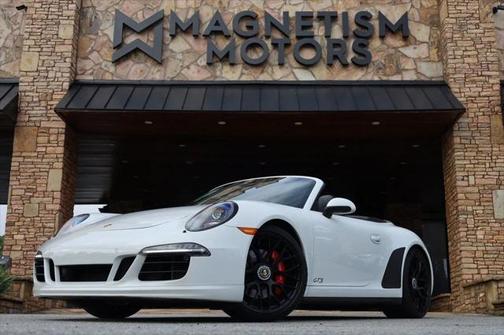 2015 Porsche 911 Carrera GTS