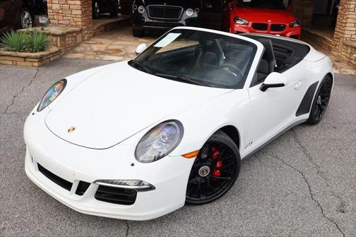 2015 Porsche 911 Carrera GTS