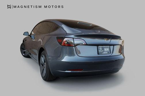 2022 Tesla Model 3 Standard Range