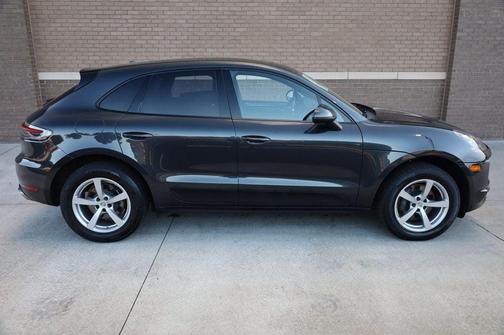 2020 Porsche Macan AWD