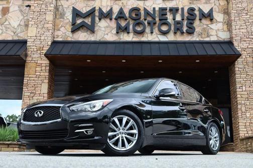 2015 INFINITI Q50 Base