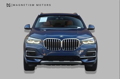 Phytonic Blue Metallic 2022 BMW X5 xDrive40i