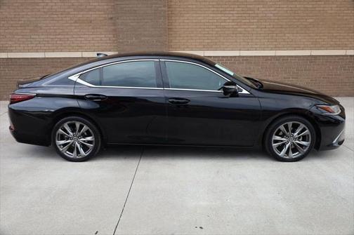 2019 Lexus ES 350 Base