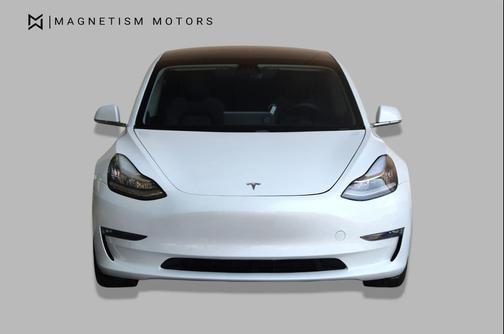 Pearl White Multi-Coat 2019 Tesla Model 3 Long Range