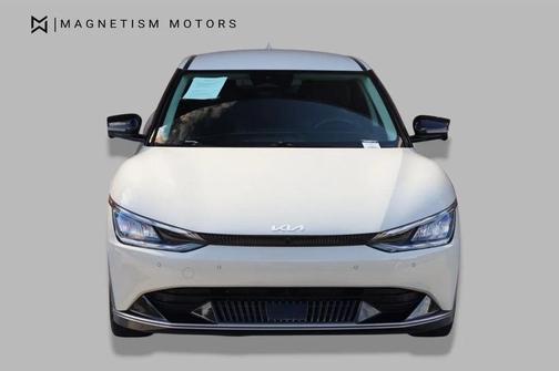 Glacier 2023 Kia EV6 Wind