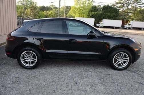 2017 Porsche Macan Base