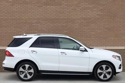 Polar White 2016 Mercedes-Benz GLE-Class GLE 350