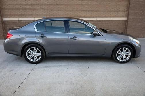 2013 INFINITI G37x Base