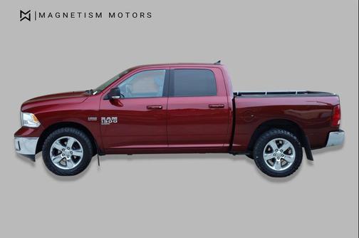 Delmonico Red Pearlcoat 2019 RAM 1500 Big Horn