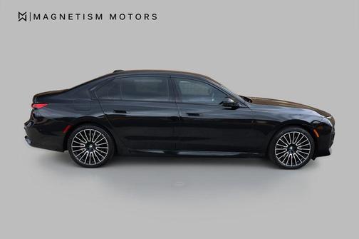 2024 BMW 760 xDrive