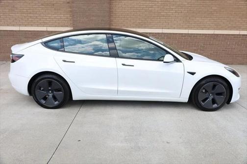 2023 Tesla Model 3 Standard Range