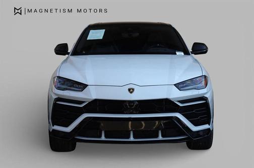 Bianco Icarus Metallic 2019 Lamborghini Urus AWD