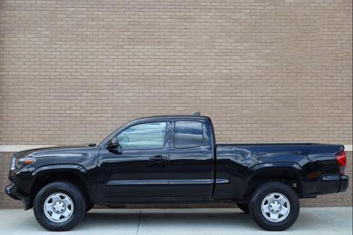 Midnight Black Metallic 2020 Toyota Tacoma SR