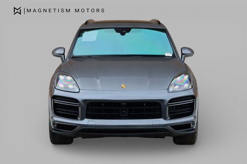 2023 Porsche Cayenne Turbo