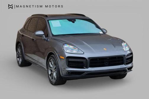 2023 Porsche Cayenne Turbo