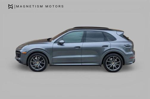 2023 Porsche Cayenne Turbo