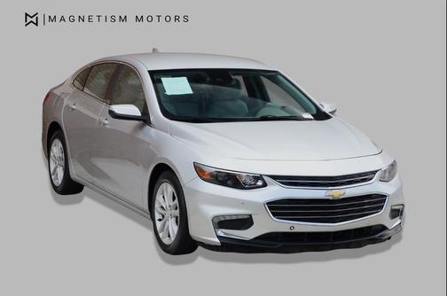 Silver Ice Metallic 2018 Chevrolet Malibu LT