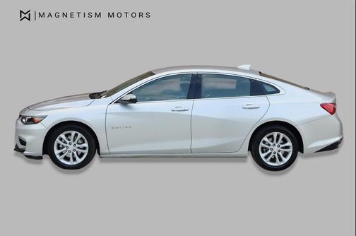 Silver Ice Metallic 2018 Chevrolet Malibu LT