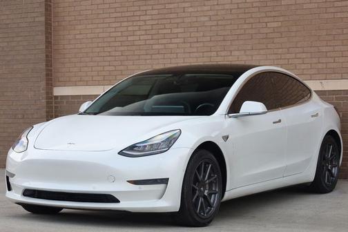 Pearl White Multi-Coat 2020 Tesla Model 3 Standard Range Plus