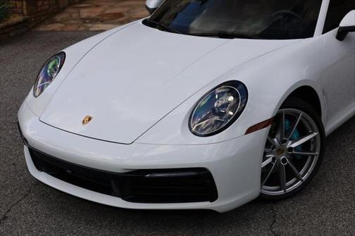 2021 Porsche 911 Carrera