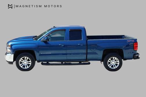 Deep Ocean Blue Metallic 2017 Chevrolet Silverado 1500 1LT