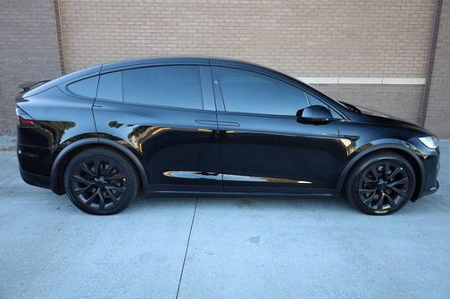 2022 Tesla Model X Plaid Tri Motor All-Wheel Drive