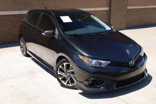 2016 Scion iM 5dr Hatchback CVT