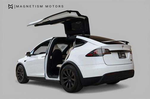 Pearl White Multi-Coat 2022 Tesla Model X Plaid Tri Motor All-Wheel Drive
